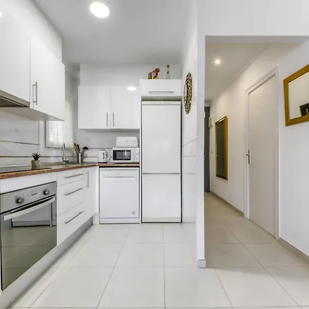 El Santiago Ii By Interhome Roses