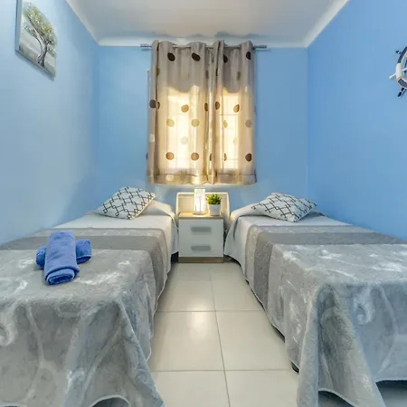 El Santiago Ii By Interhome * Roses